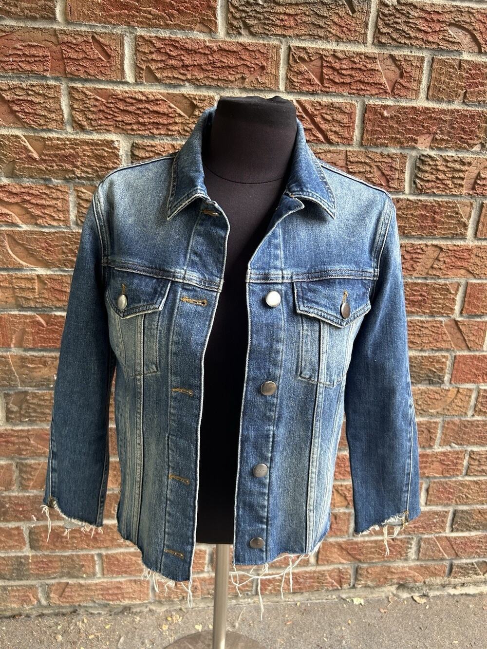 Frame Denim Trucker Jacket Size S small distress
